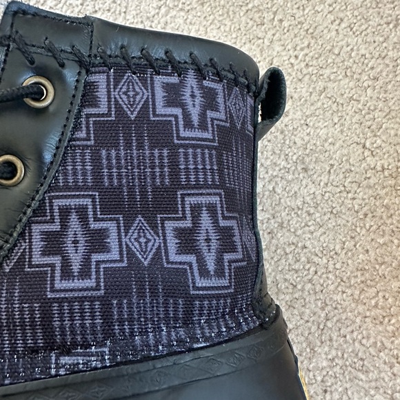 Pendleton Woolen Mills Duck Boots Sherpa Lined Womens Size 8 - Picture 3 of 6